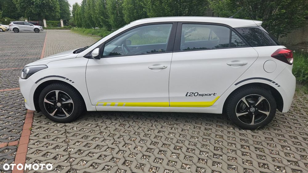 Hyundai i20 blue 1.2 YES Gold - 33