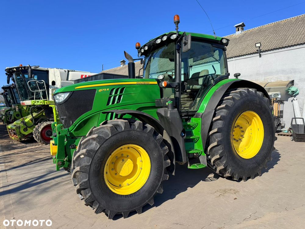 John Deere 6175R - 9