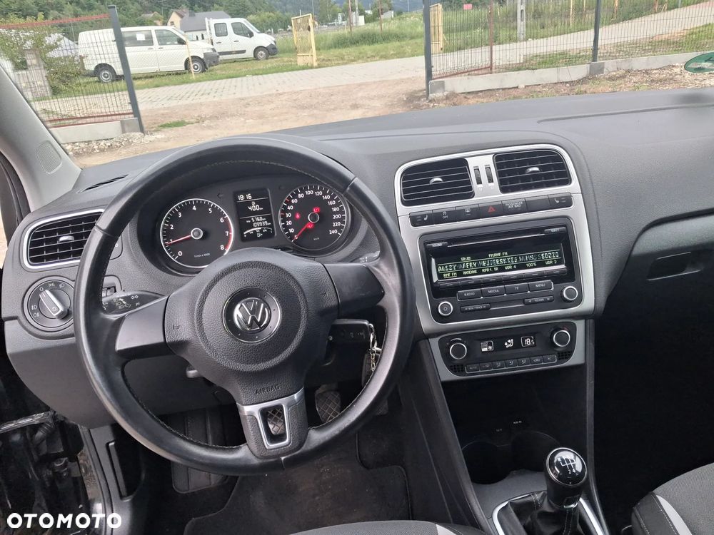 Volkswagen Polo 1.2 Life - 12
