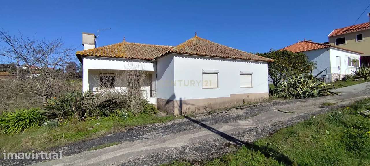 Moradia térrea T3 com armazém agrícola em Aldeia Grande , Torres Vedra - Grande imagem: 2/23