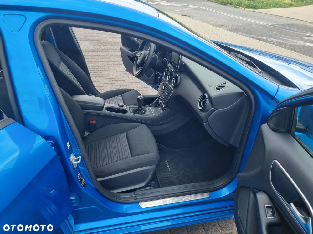 Mercedes-Benz Klasa A 200 (BlueEFFICIENCY) Style - 9