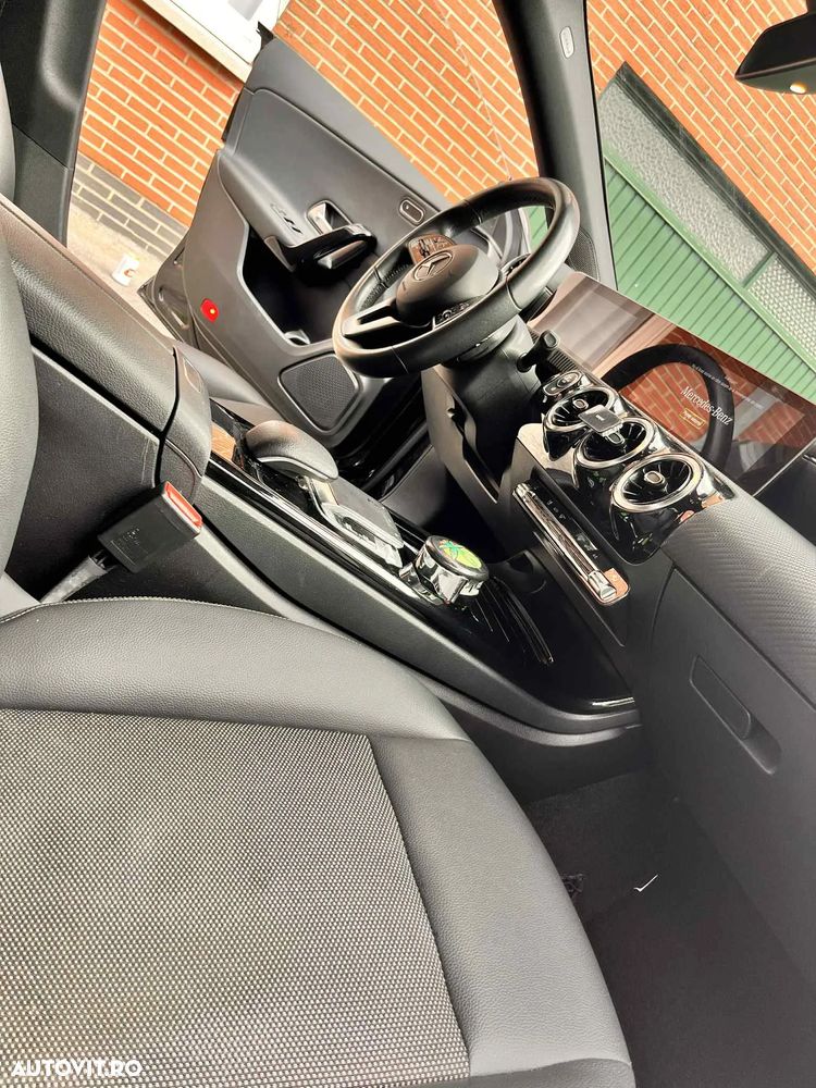 Mercedes-Benz CLA 180 d Coupe - 16