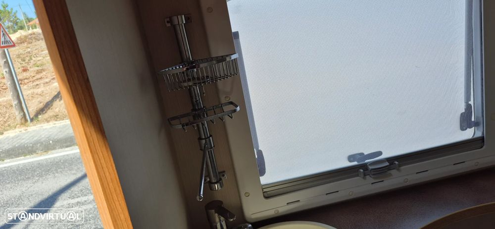 Chausson Trigano FORD TRANSIT 2.4 TDCI - 6 DORMIDAS - 5 LUGARES - 52