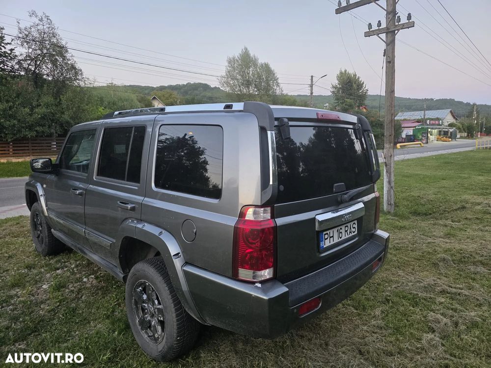Jeep Commander - 2