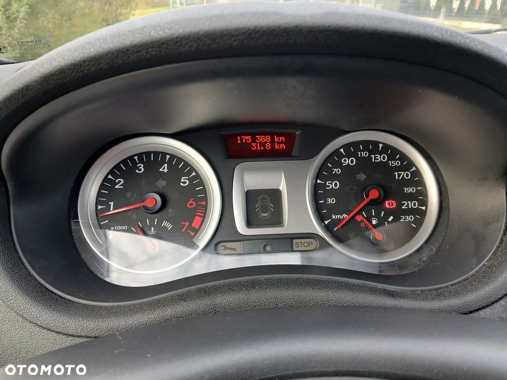 Renault Clio 1.2 16V 75 TomTom Edition - 14