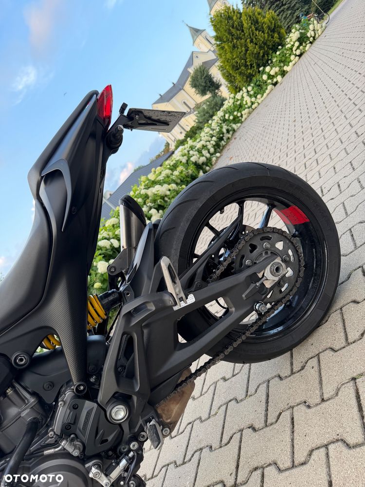 Ducati Monster - 17