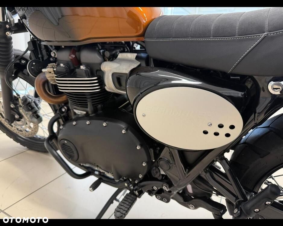Triumph Scrambler - 9