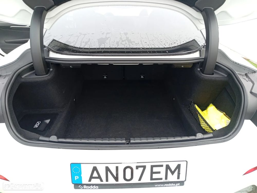 BMW 840 d xDrive - 16