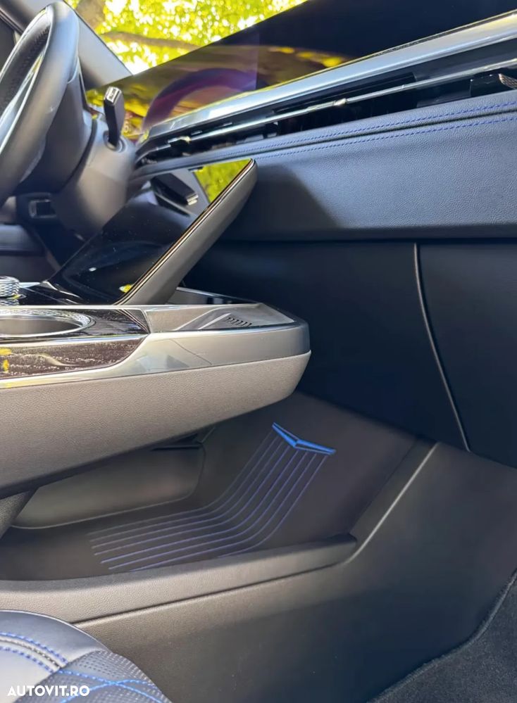 Cadillac Escalade - 18