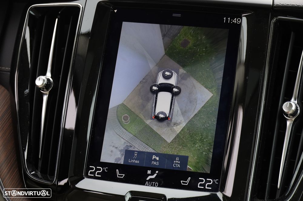 Volvo XC 60 2.0 D4 Inscription AWD Geartronic - 26