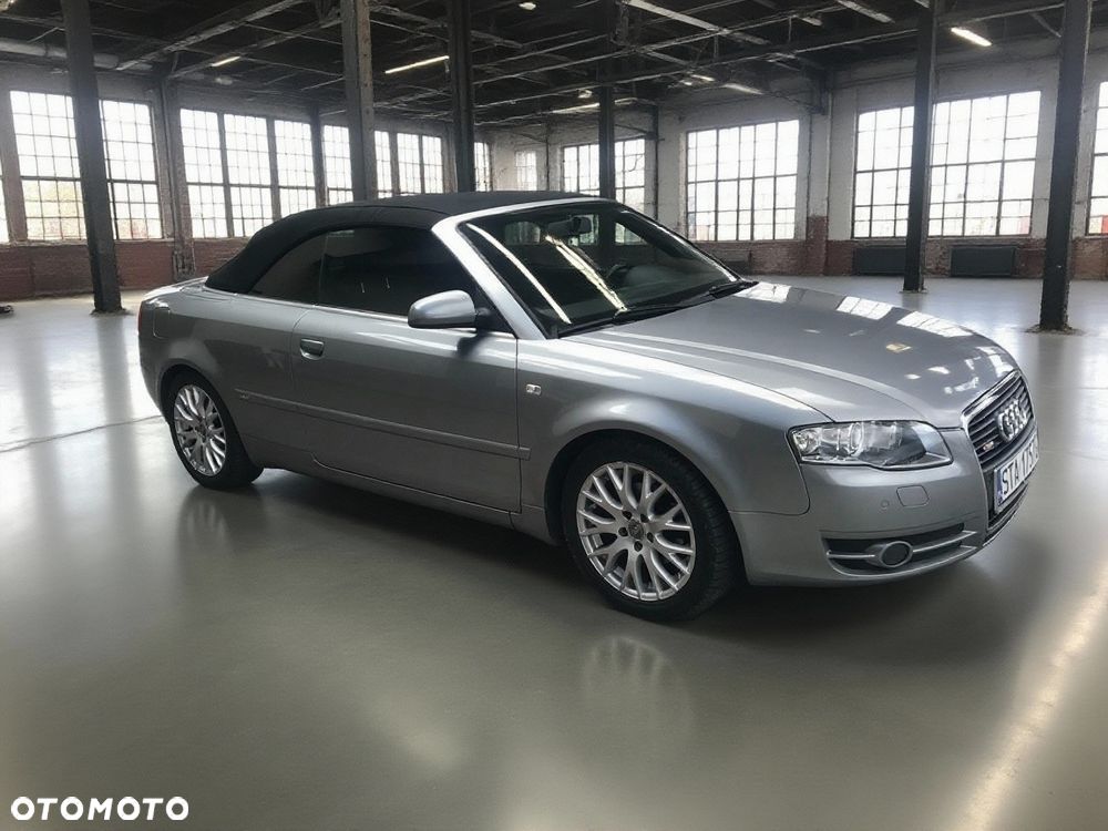 Audi A4 Cabrio 2.0 TDI DPF multitronic - 7