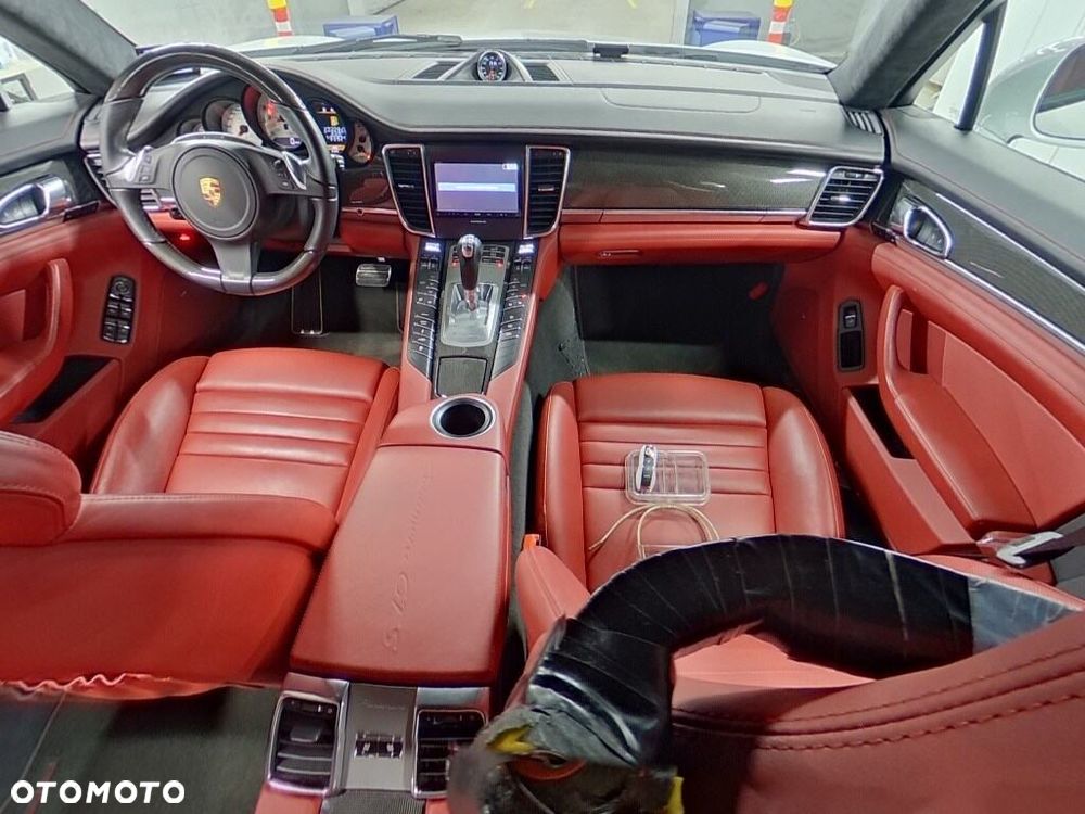 Porsche Panamera GTS - 5