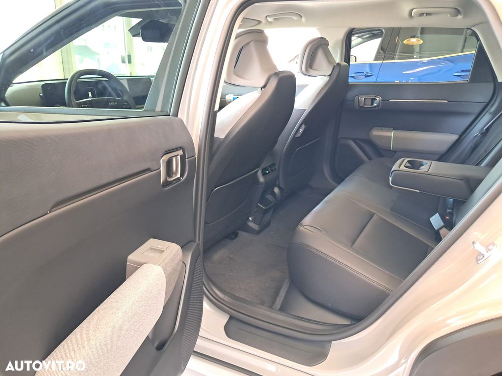 KIA EV4 2025 — imagine 9