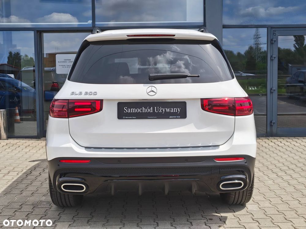 Mercedes-Benz GLB 200 AMG Line 7G-DCT - 4