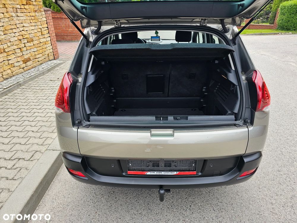 Peugeot 3008 1.6 BlueHDi Style S&S - 23