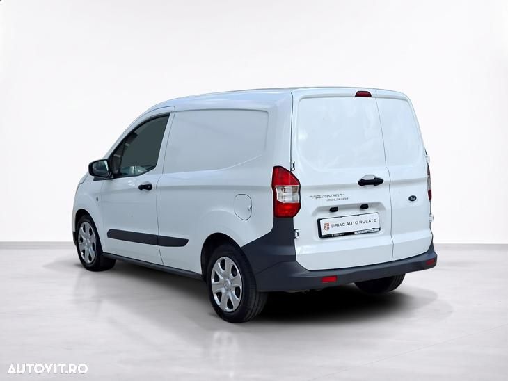 Ford Courier - 5