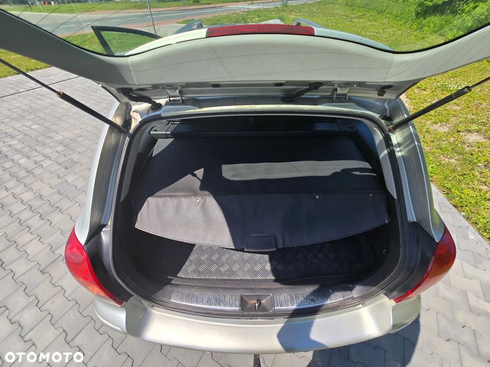 Toyota Avensis 2.4 VVT-i Prestige - 9