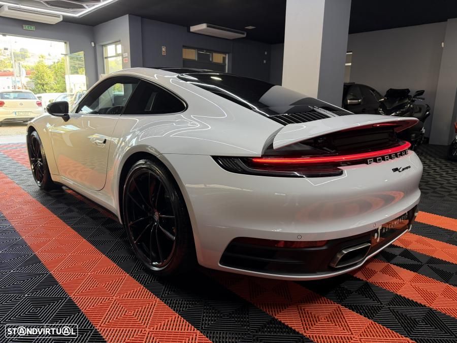 Porsche 911 (992) Carrera PDK - 38