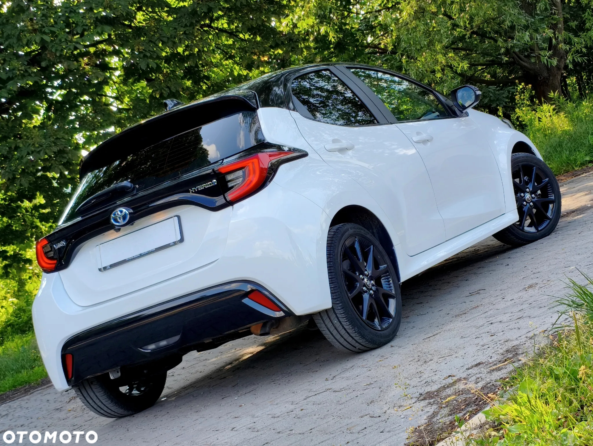 Toyota Yaris Hybrid 1.5 Selection Style - 4