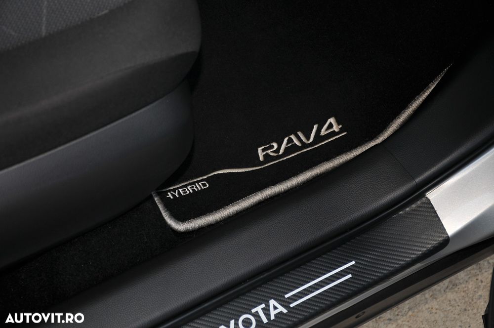 Toyota RAV4 - 28