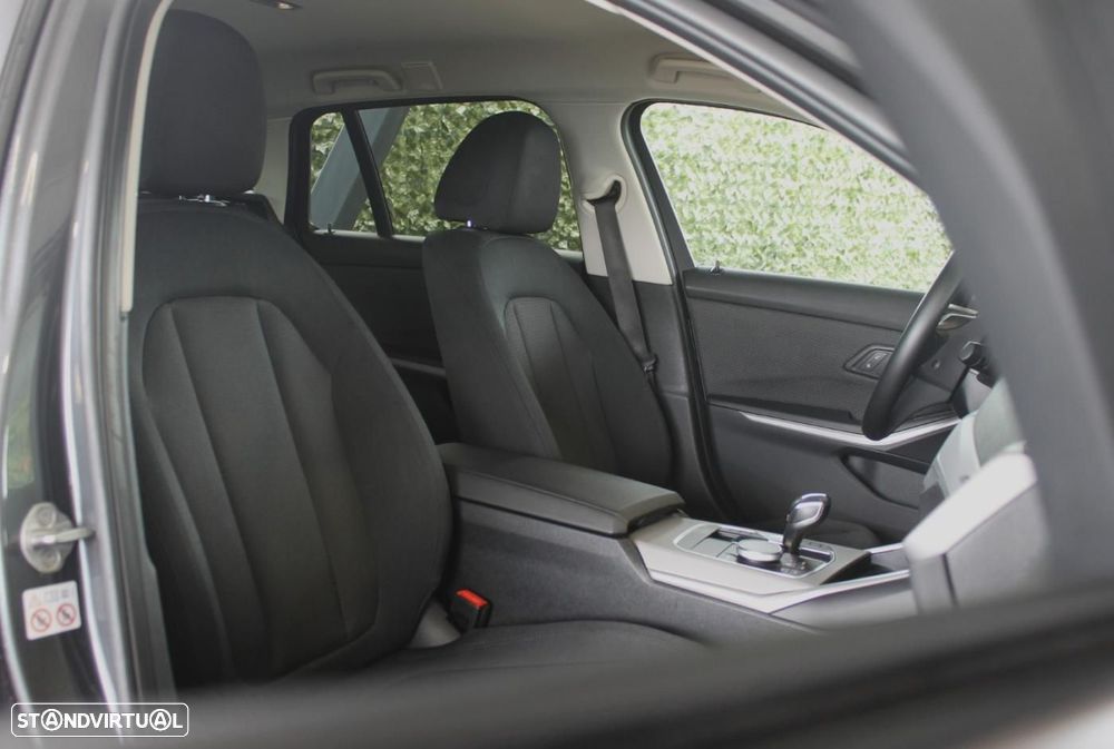 BMW 330 e Corporate Edition Auto - 14