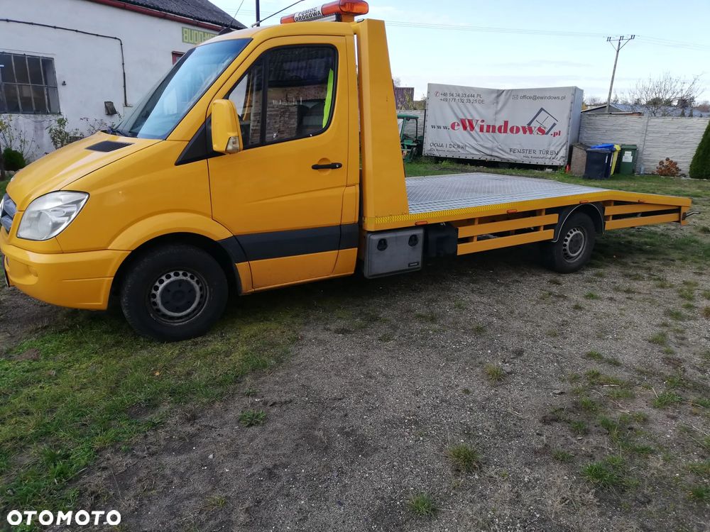 Mercedes-Benz Sprinter 319 - 5