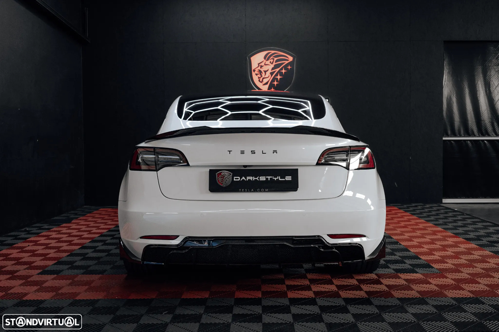 Tesla Model 3 Standard Range Plus RWD - 4