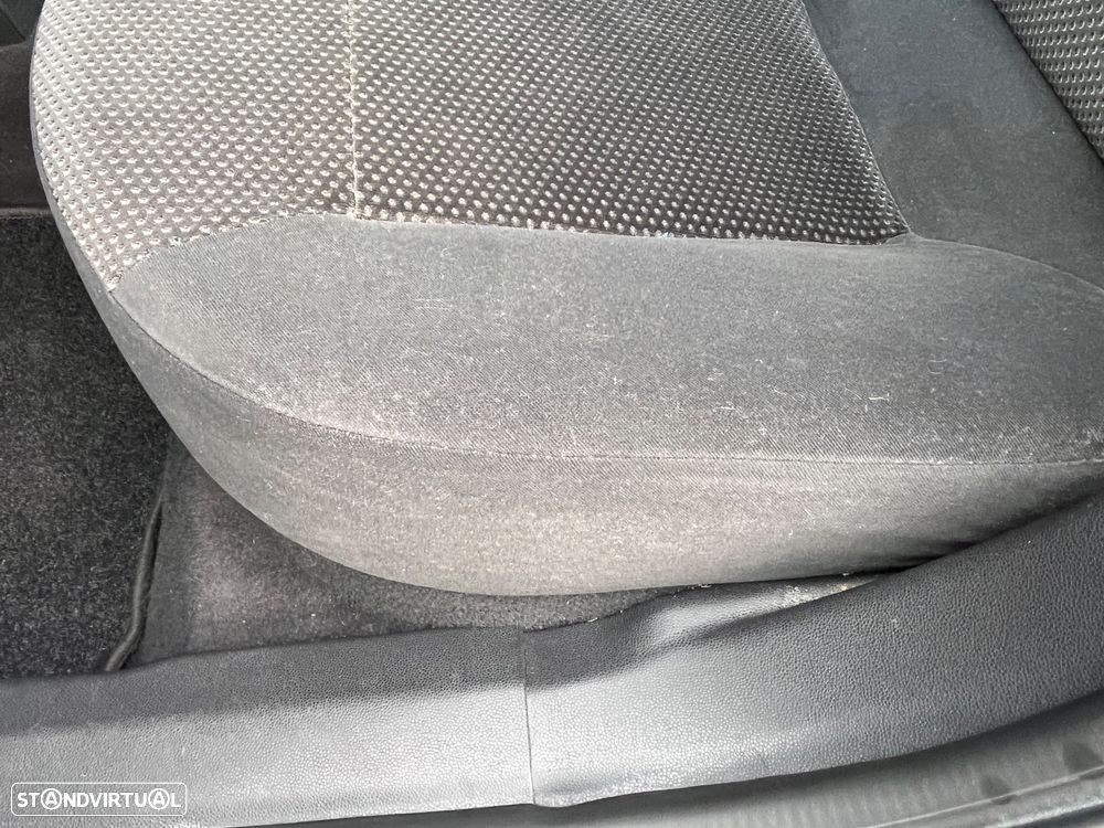 Opel Astra 1.7 CDTi Elegance - 30