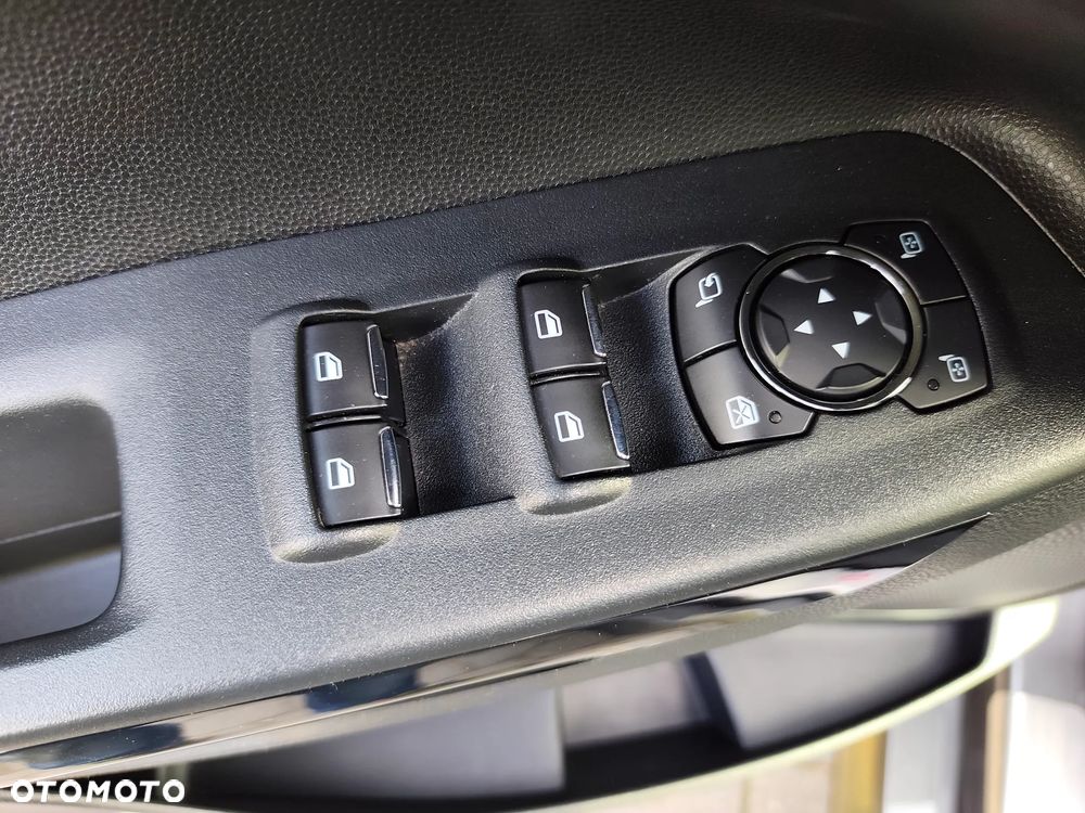 Ford EcoSport 1.0 EcoBoost ST-LINE - 22