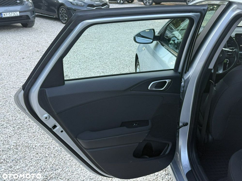 Kia Ceed - 15