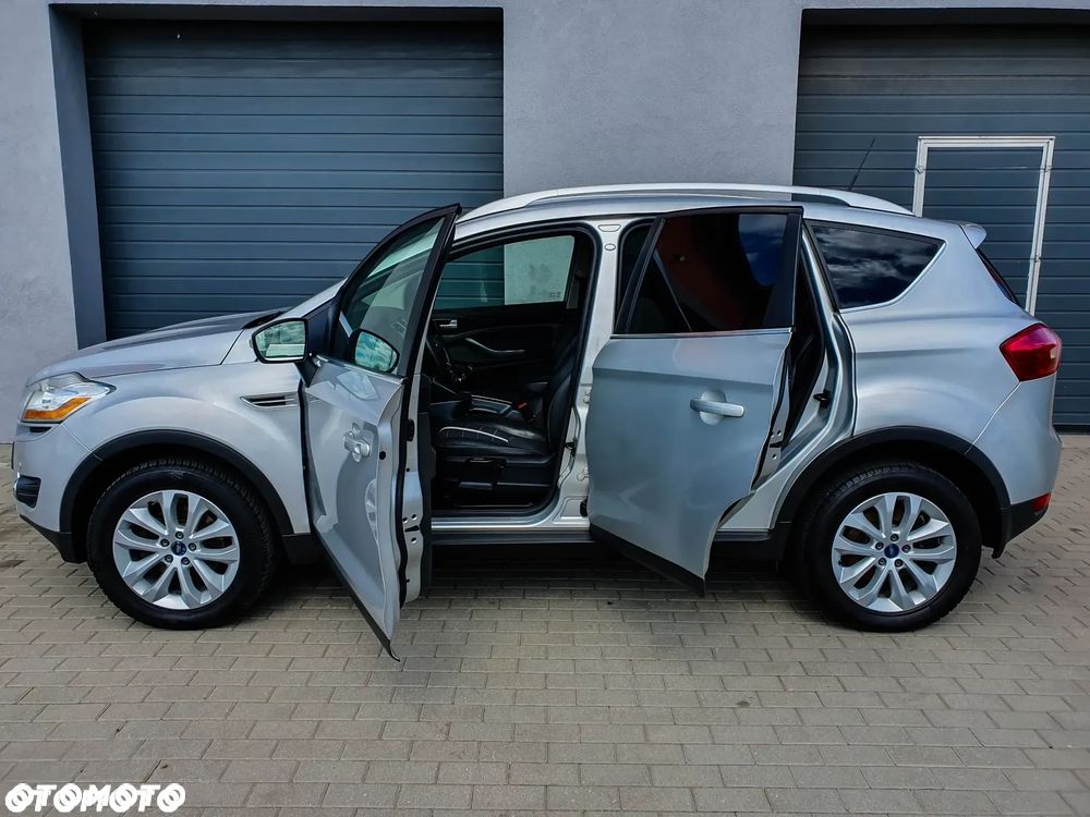 Ford Kuga - 25