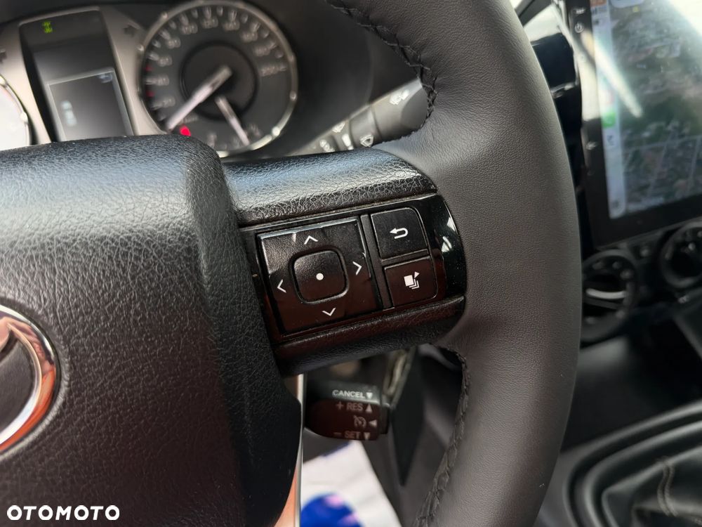 Toyota Hilux 2.4 D-4D Double Cab DLX 4x4 - 27