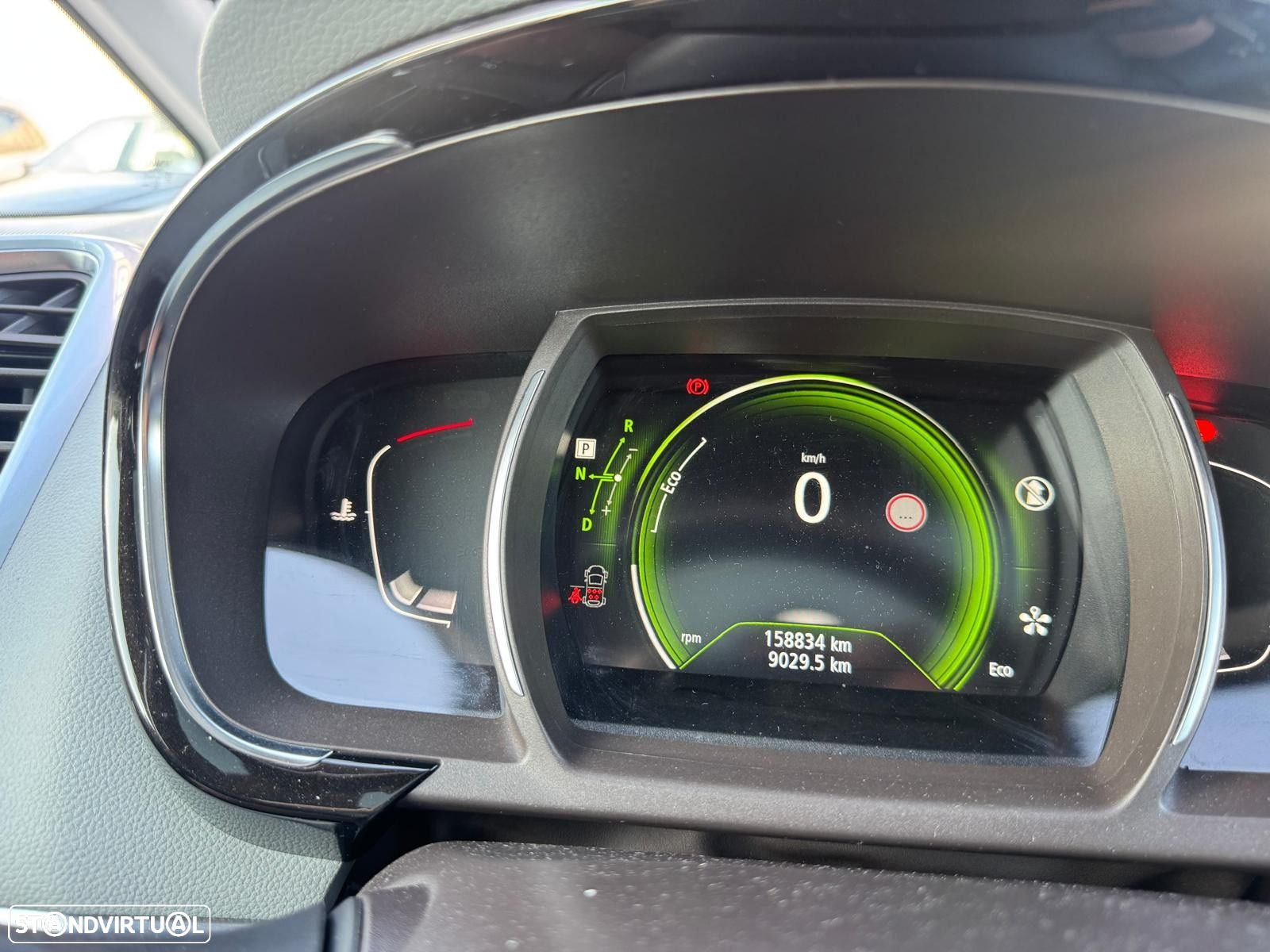 Renault Espace 1.6 dCi Initiale Paris EDC - 25