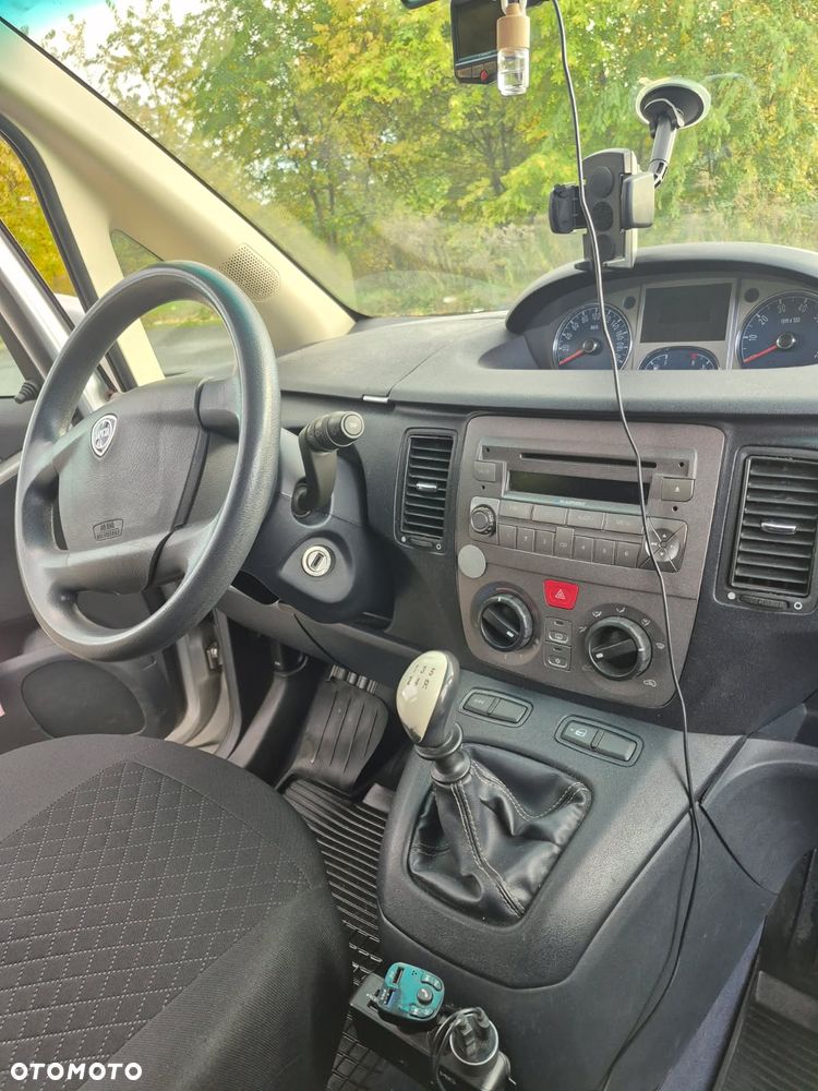 Lancia Musa 1.4 8V - 4