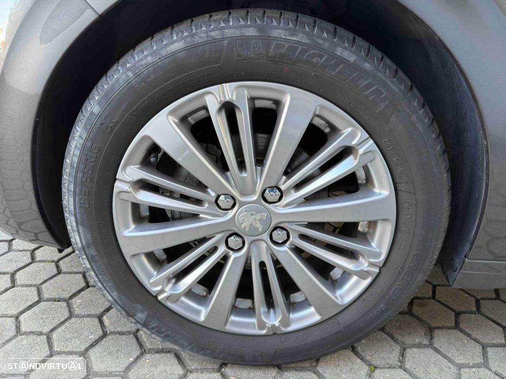 Peugeot 208 1.6 BlueHDi Style - 10