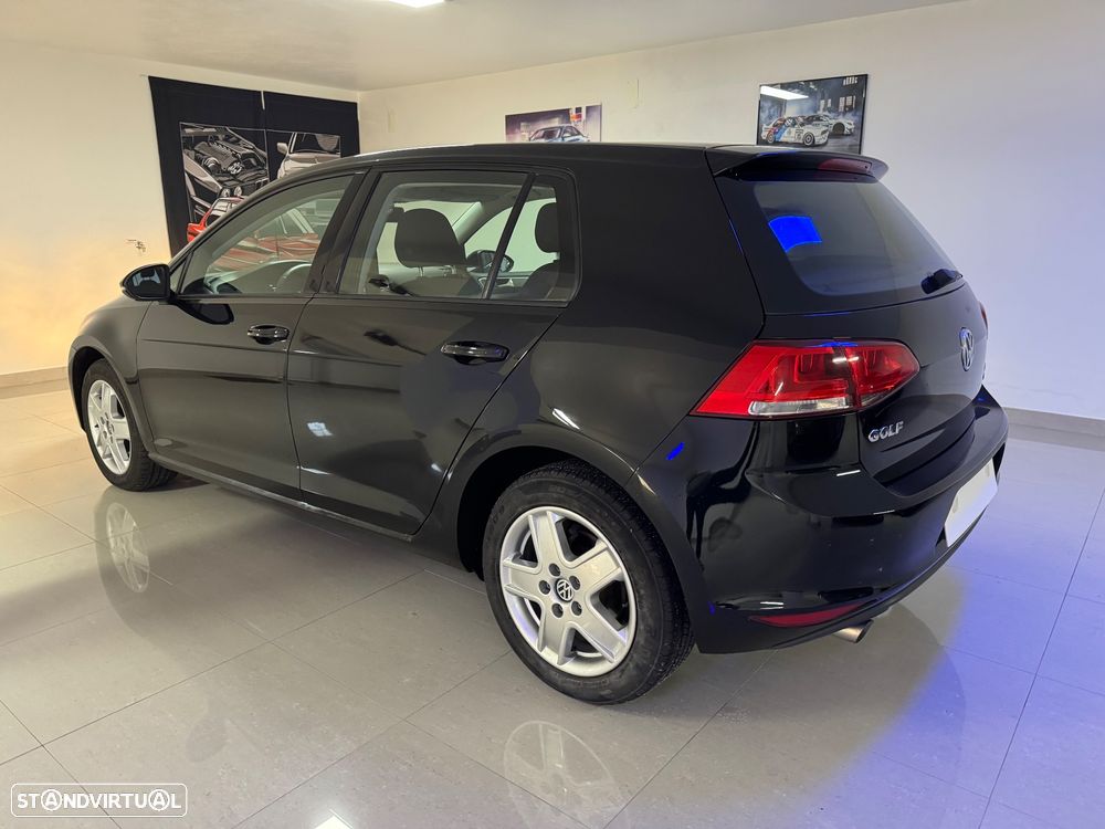 VW Golf 1.6 TDi Best Edition DSG - 32