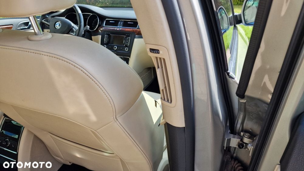 Skoda Superb 1.8 TSI Platinum DSG - 10