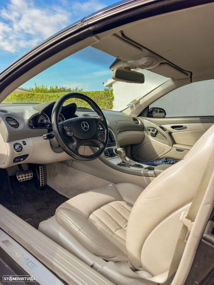 Mercedes-Benz SL 55 AMG - 23