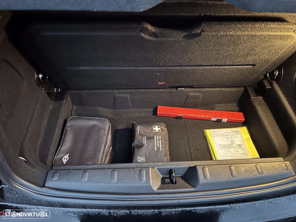 MINI 3 Portas Cooper - 21