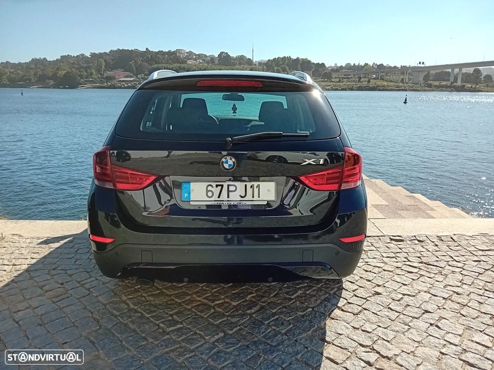 BMW X1 16 d sDrive Line Sport - 32
