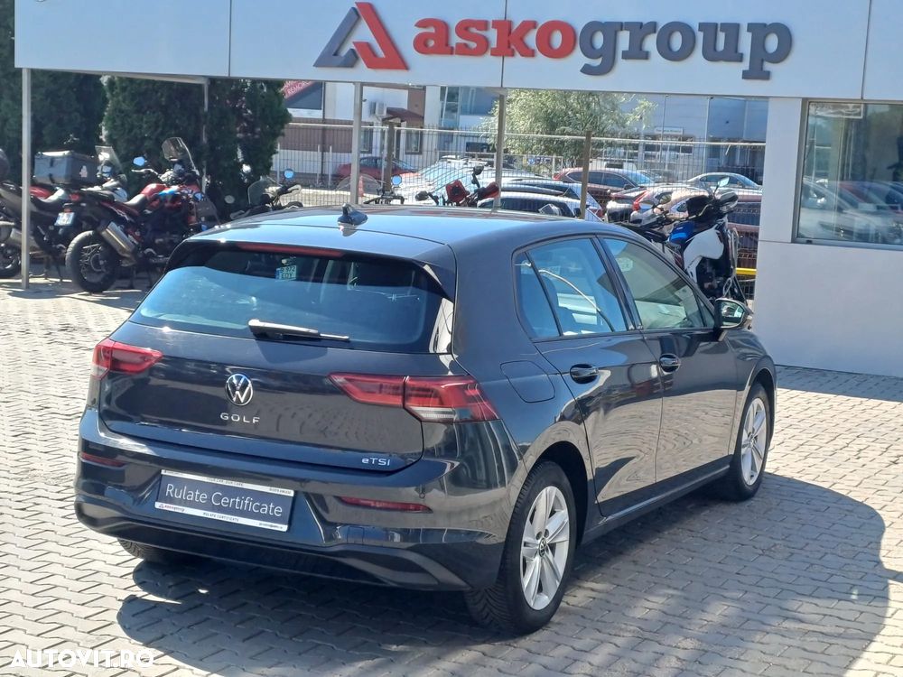 Volkswagen Golf 1.5 eTSI ACT DSG MHEV Life - 4