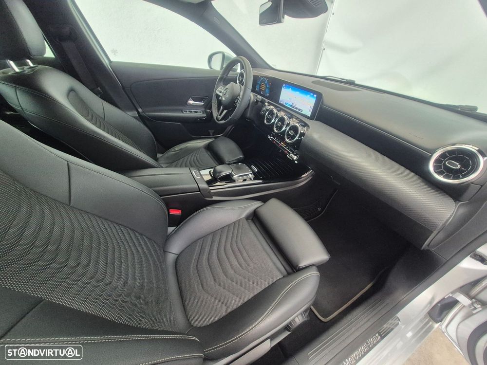 Mercedes-Benz A 180 Limousine d Progressive Aut. - 28