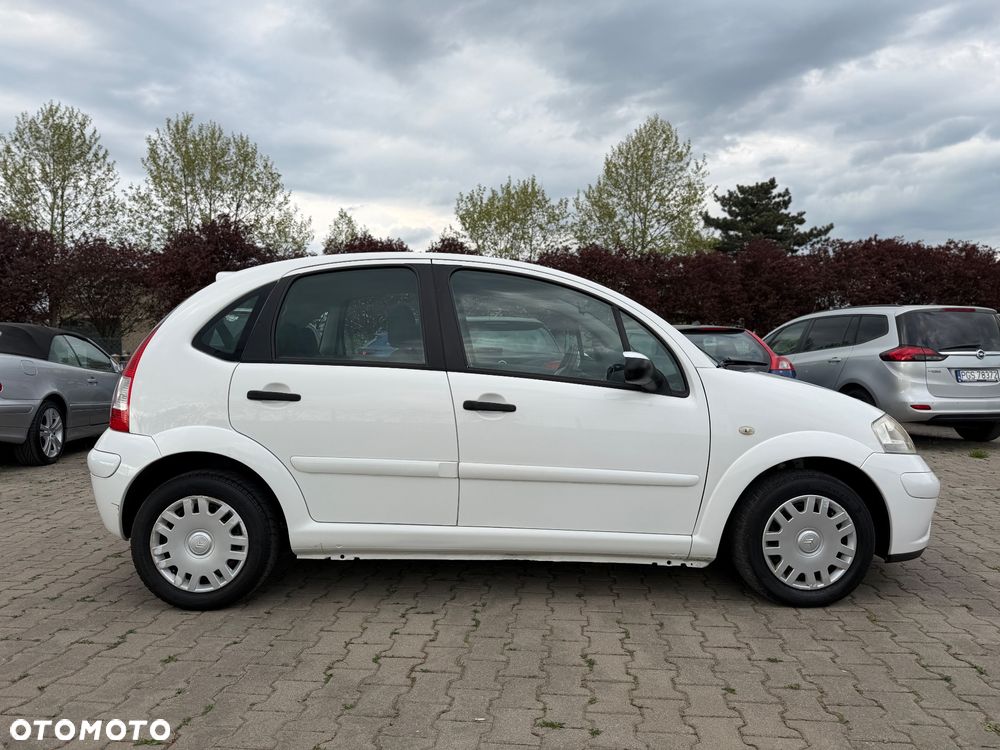 Citroën C3 1.1i First - 4