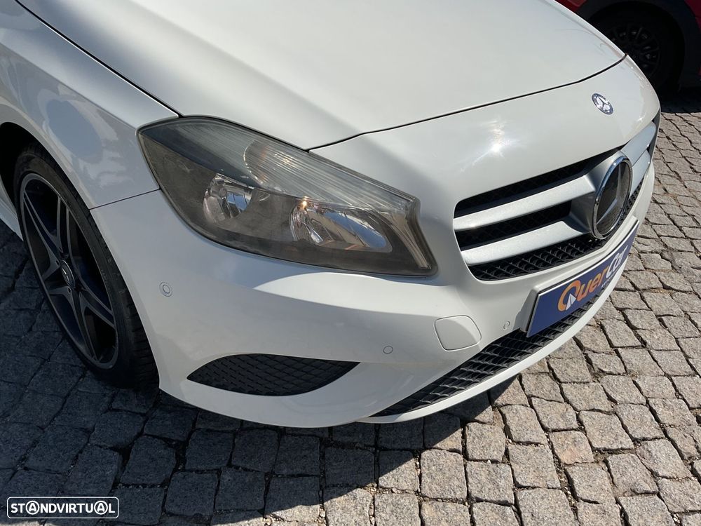 Mercedes-Benz A 180 CDi BE AMG Line - 18