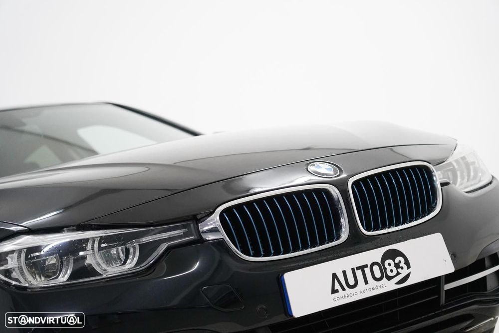 BMW 330 e iPerformance - 22