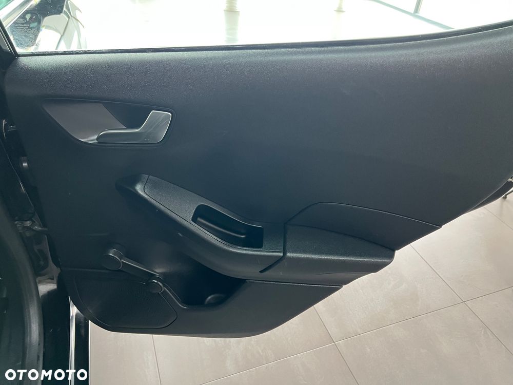 Ford Fiesta - 35