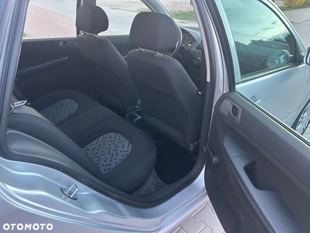 Skoda Fabia 1.4 16V Cool Edition - 17