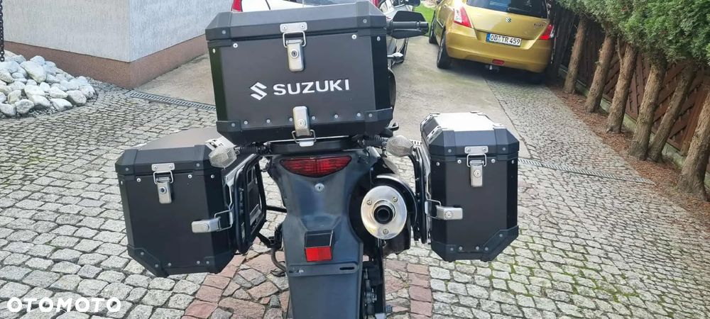 Suzuki V-STROM - 5