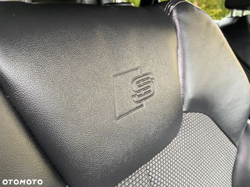 Audi Q5 40 TDI quattro S tronic S line - 13