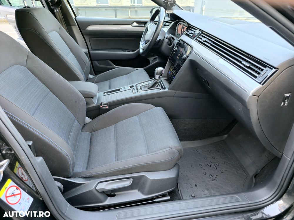 Volkswagen Passat - 6